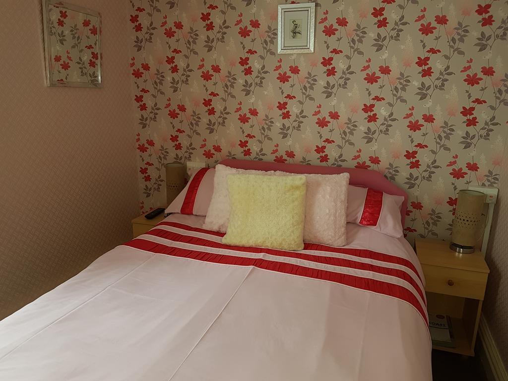 Kings Court Families & Couples Bed and Breakfast Blackpool Buitenkant foto