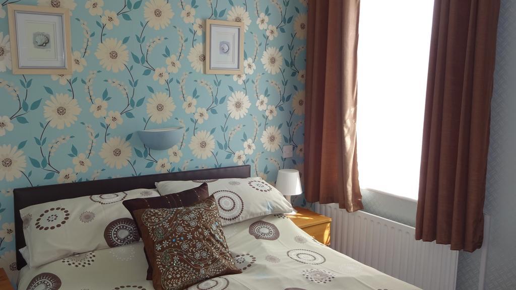 Kings Court Families & Couples Bed and Breakfast Blackpool Buitenkant foto
