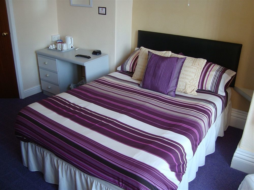 Kings Court Families & Couples Bed and Breakfast Blackpool Buitenkant foto